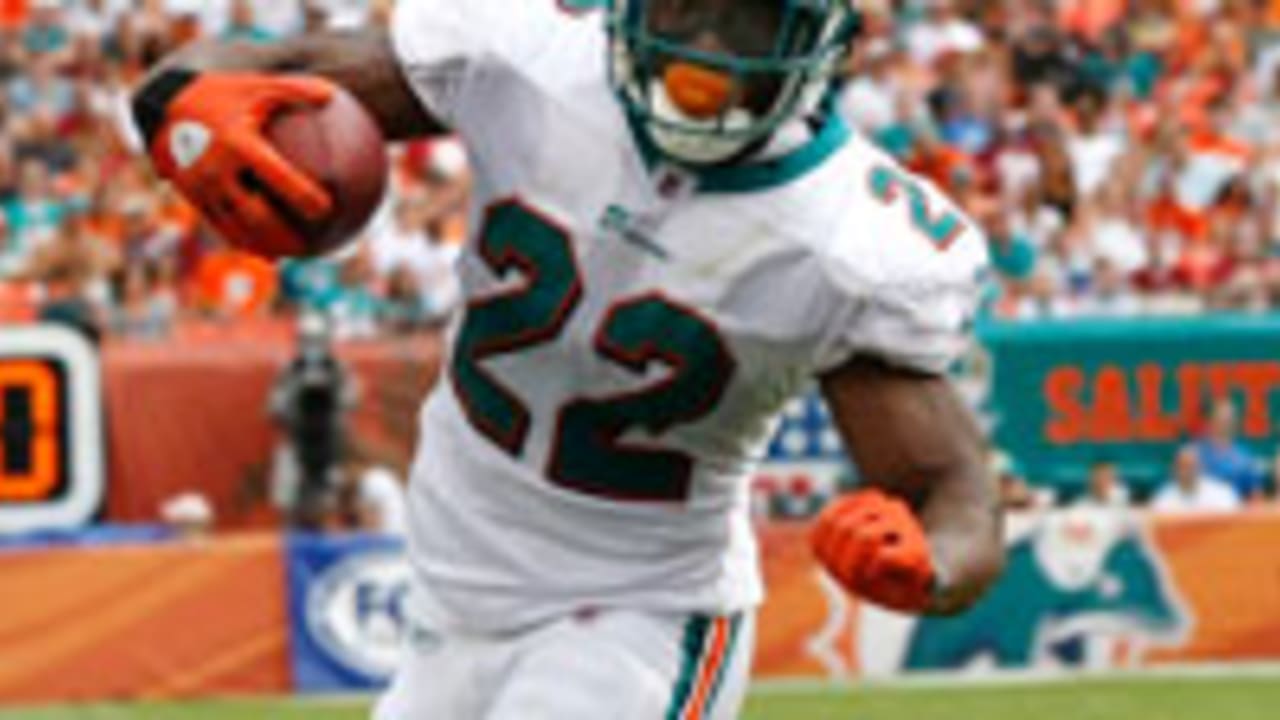reggie-bush-120801-spot.jpg
