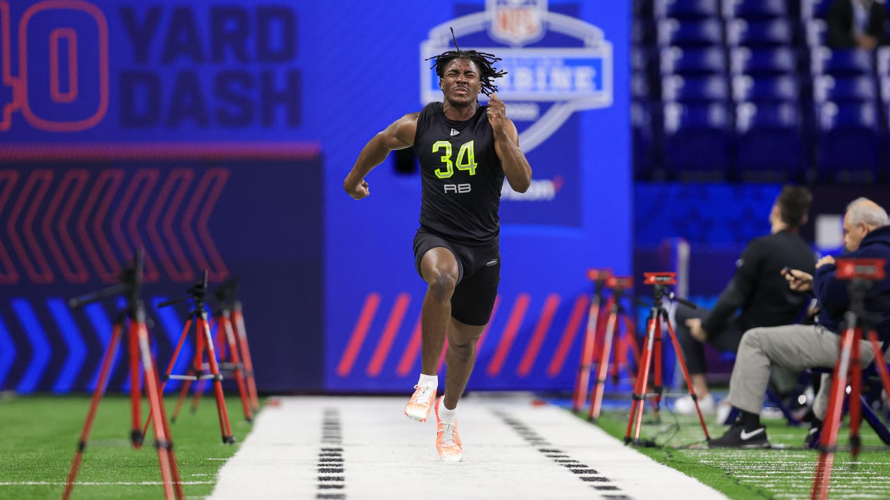 Running back Rachaad White runs official 4.48-second 40-yard dash