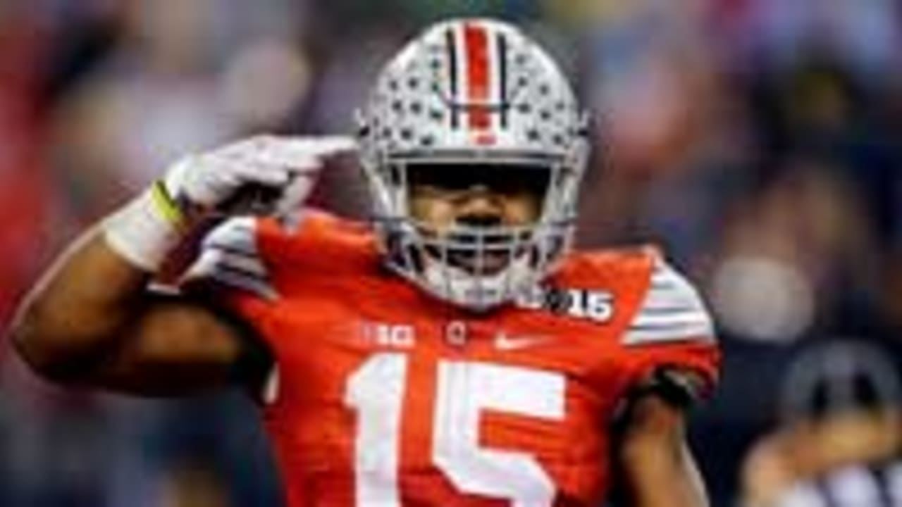 Ezekiel Elliott wins top Big Ten offensive player, leads 14 Ohio State  players on all-conference lists – The Lantern