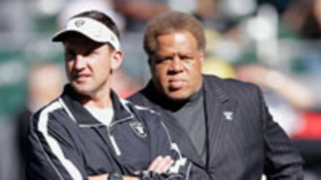 Raiders head coach Jon Gruden offers unwavering support for