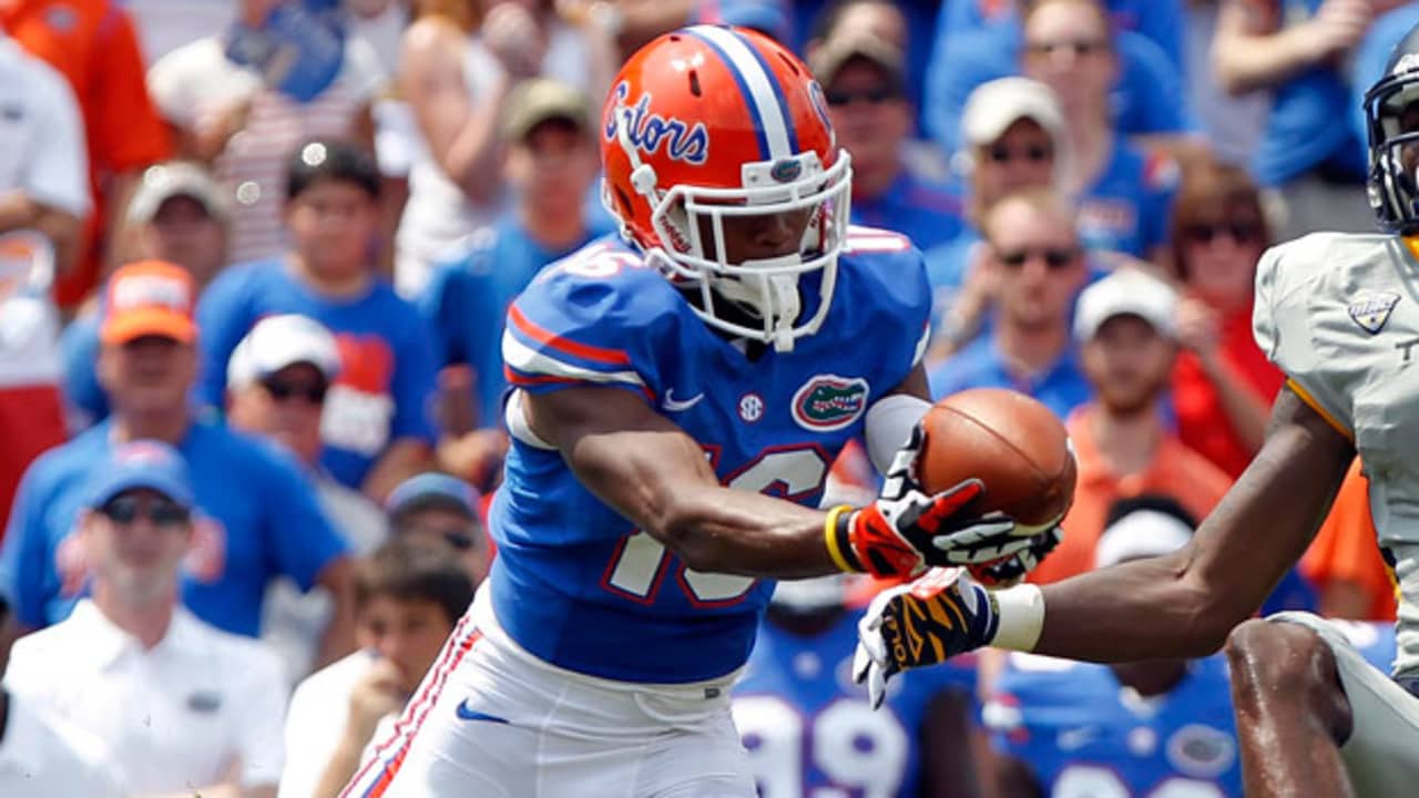 vernon-hargreaves-091913-ts.jpg