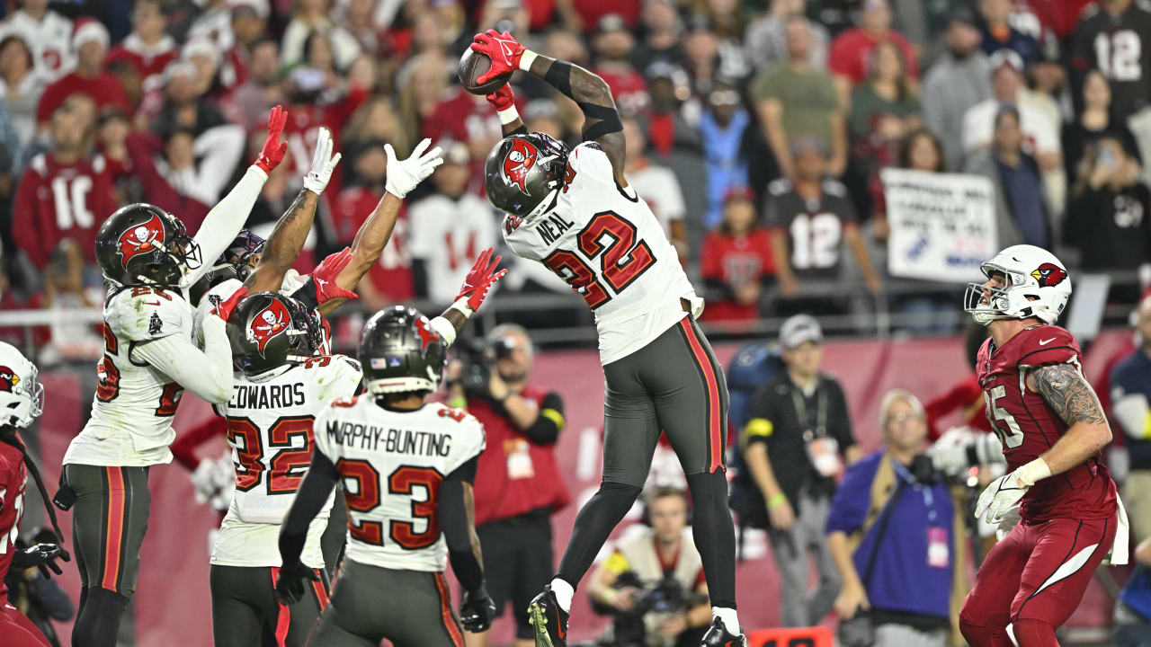 Tampa Bay Buccaneers safety Keanu Neal's INT on Arizona Cardinals