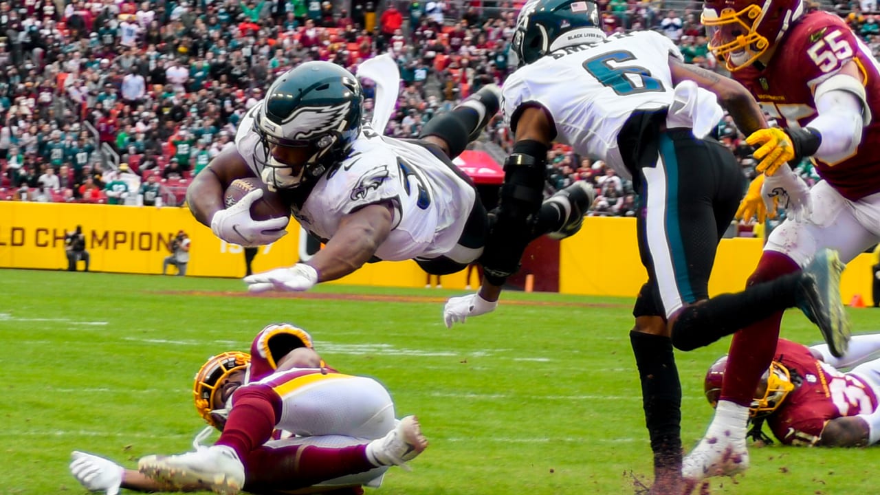 Philadelphia Eagles running back Boston Scott (35) runs against