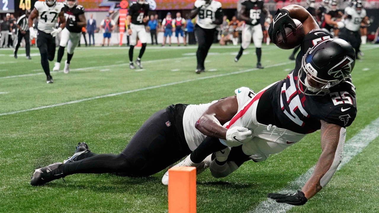 Rookie TD connection! Atlanta Falcons quarterback Desmond Ridder hits