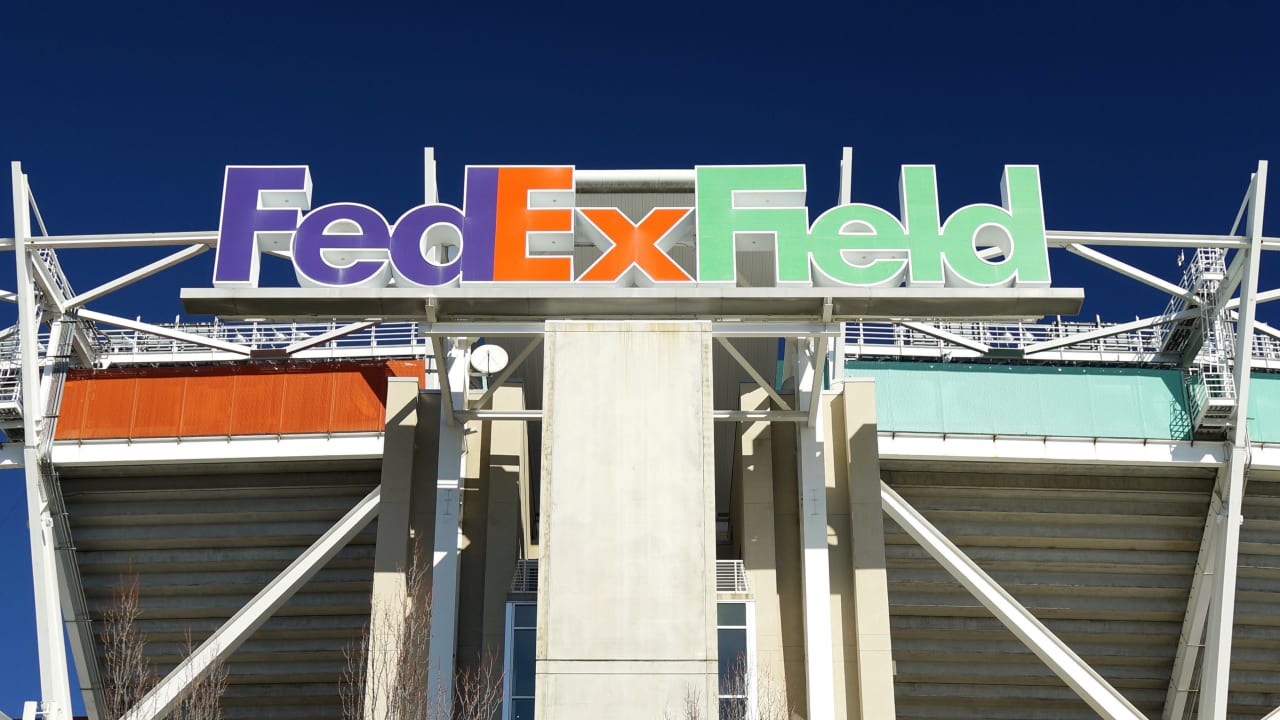 FedEx requests Washington Redskins to change team name