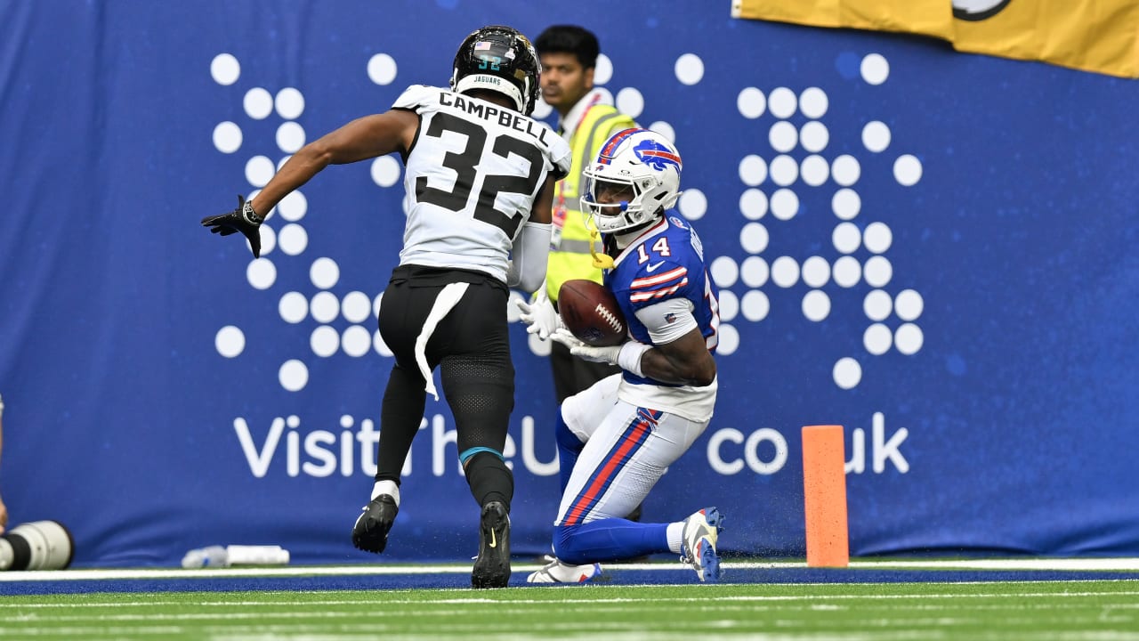 Buffalo Bills wide receiver Stefon Diggs' hookandladder attempt ends