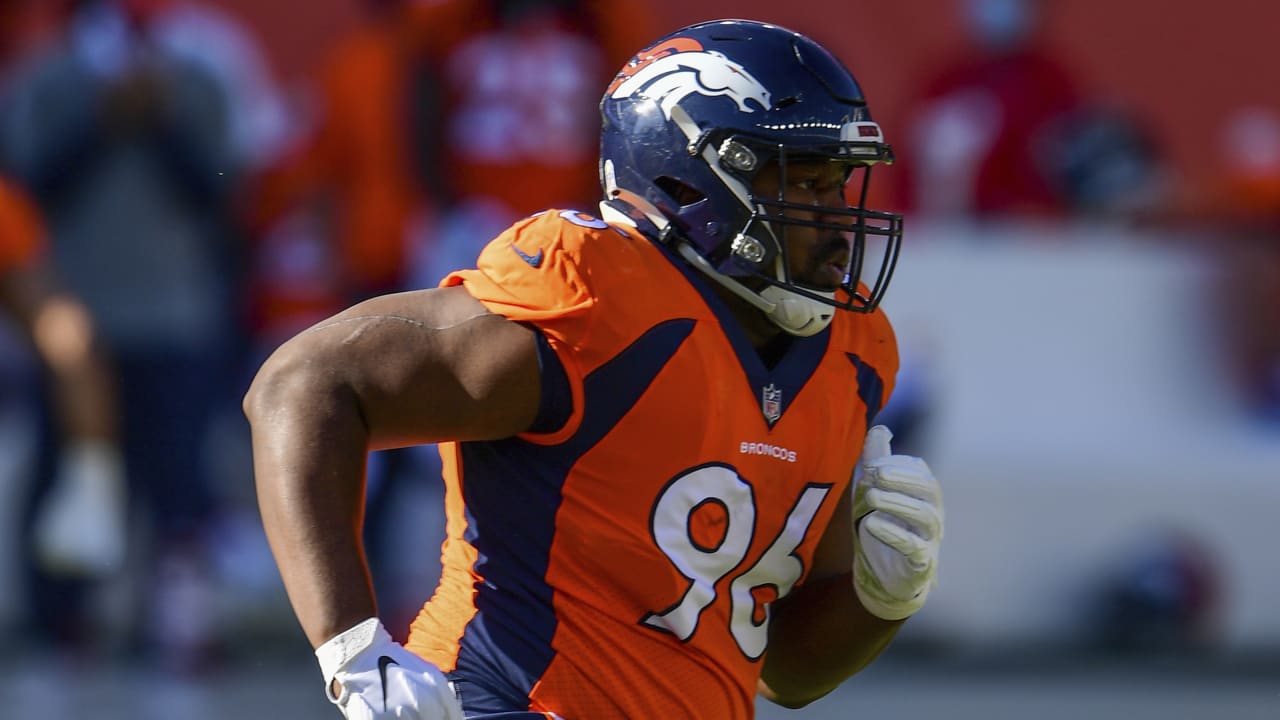 Broncos defensive end Jonathan Harris returns to Chicago, Denver Broncos