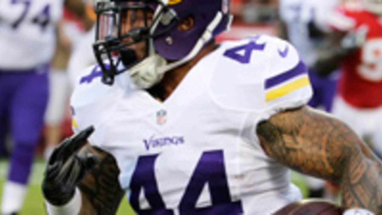 Asiata-Matt-140913-SL.jpg