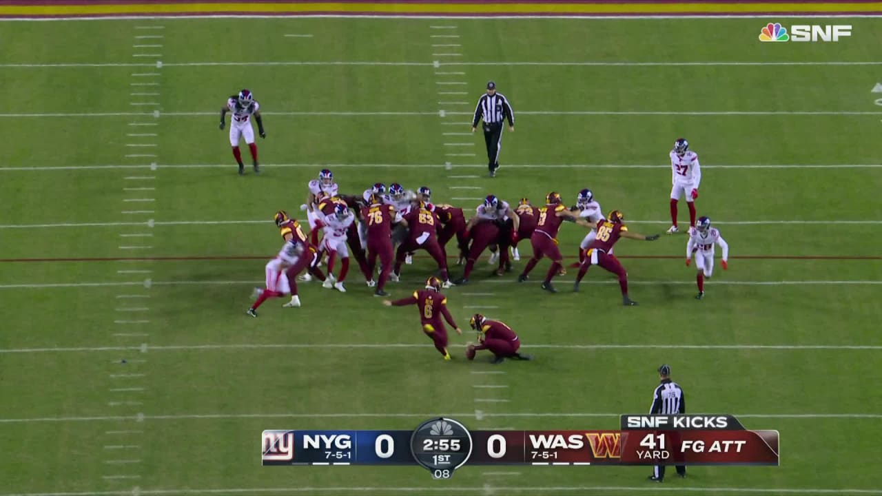 Washington Commanders kicker Joey Slye's 39-yard FG extends