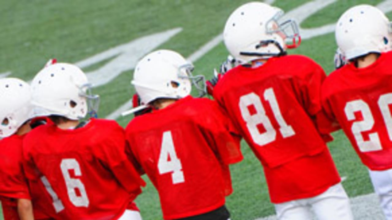 Youth-Football-2-3-14-EVO.jpg
