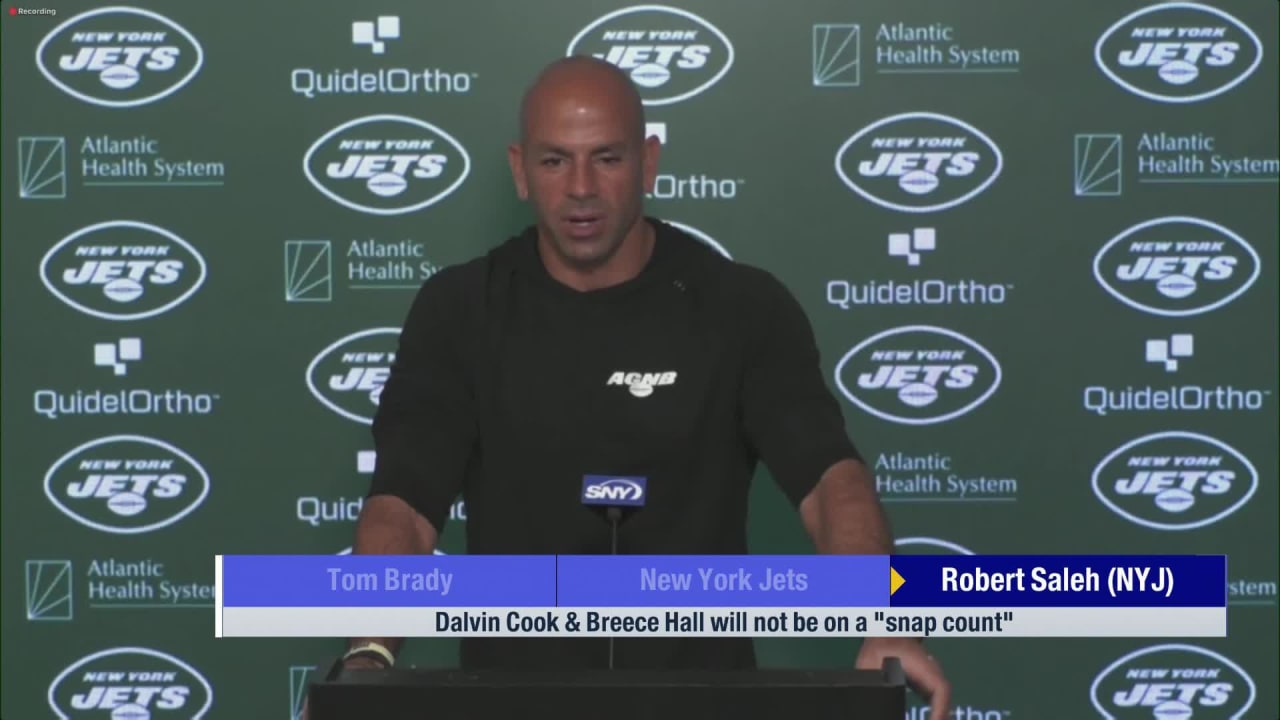 New York Jets head coach Robert Saleh on running backs Breece Hall, Dalvin  Cook not playing on a 'snap count