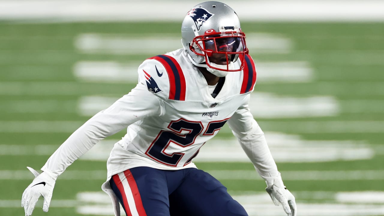 J.C. Jackson signs one-year tender with the Patriots