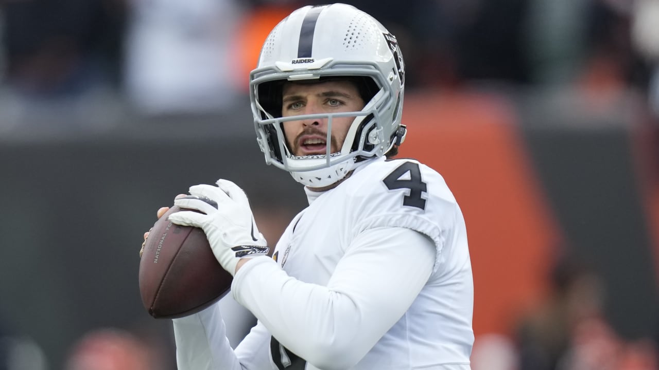 Top 100 Players of 2022, Nos. 70-61: QB Derek Carr returns to list after  three-year absence