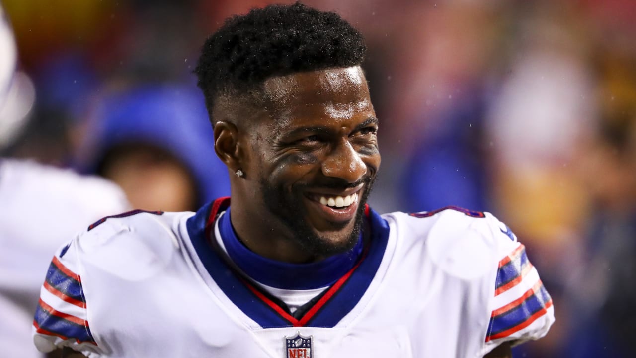 WR Emmanuel Sanders Announces Retirement After 12-year Career In NFL