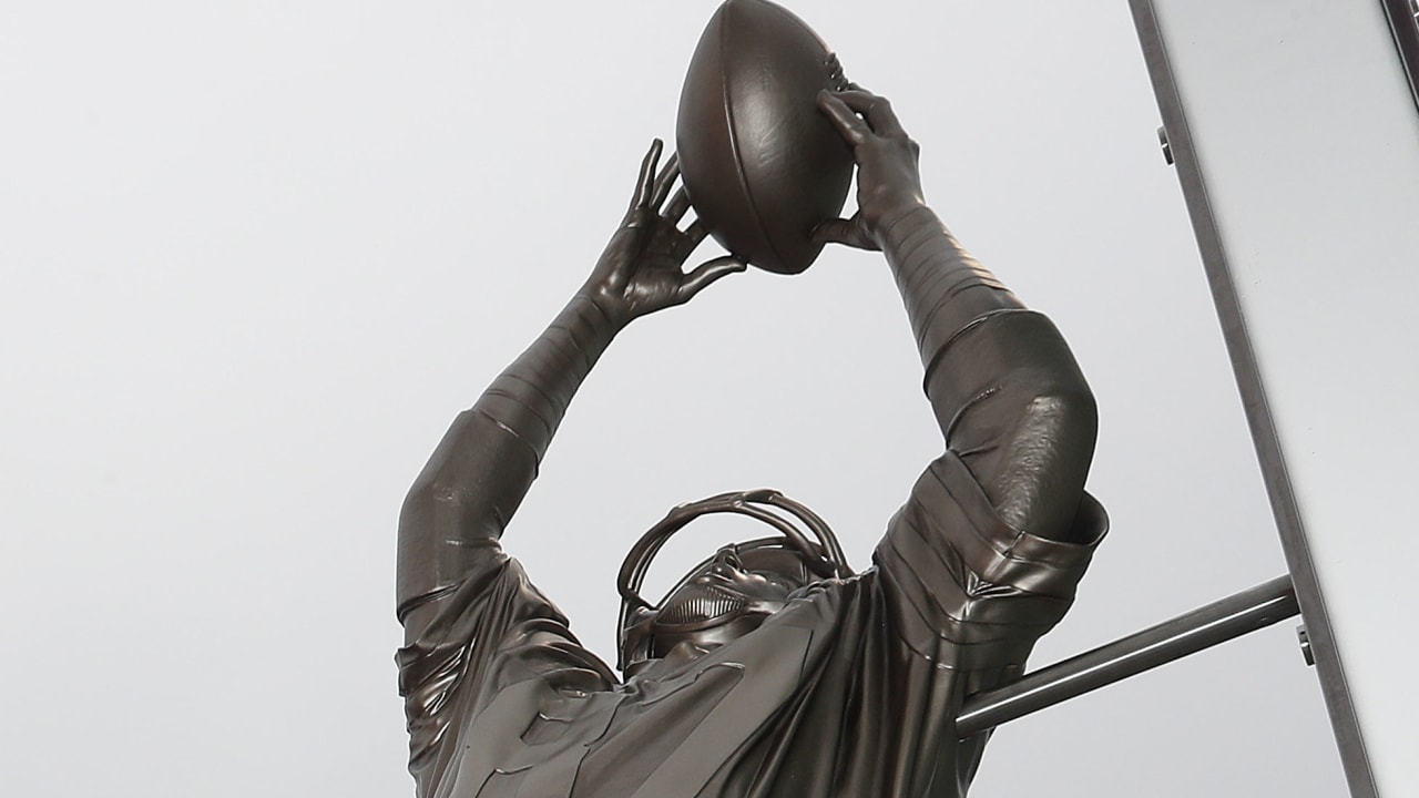 49ers to unveil statues of Dwight Clark, Joe Montana