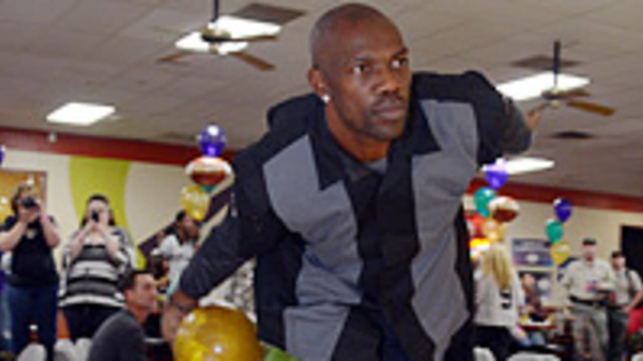 Terrell-Owens-130504-Spot.jpg