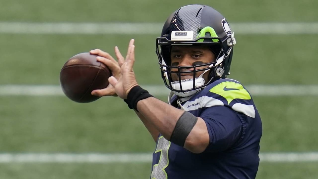 Seahawks fans stunned by QB Russell Wilson trade to Denver Broncos – KIRO 7  News Seattle