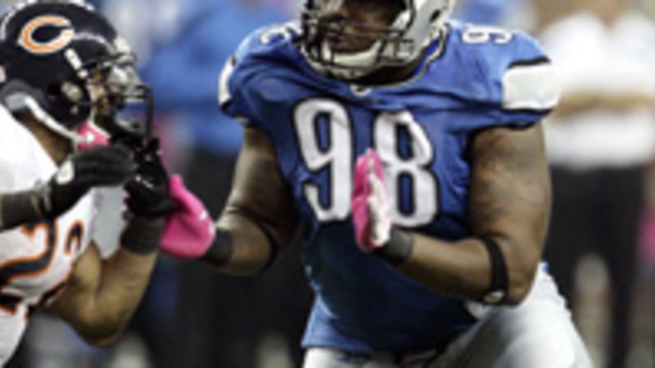 Ex-Lions DT Nick Fairley signs with Saints