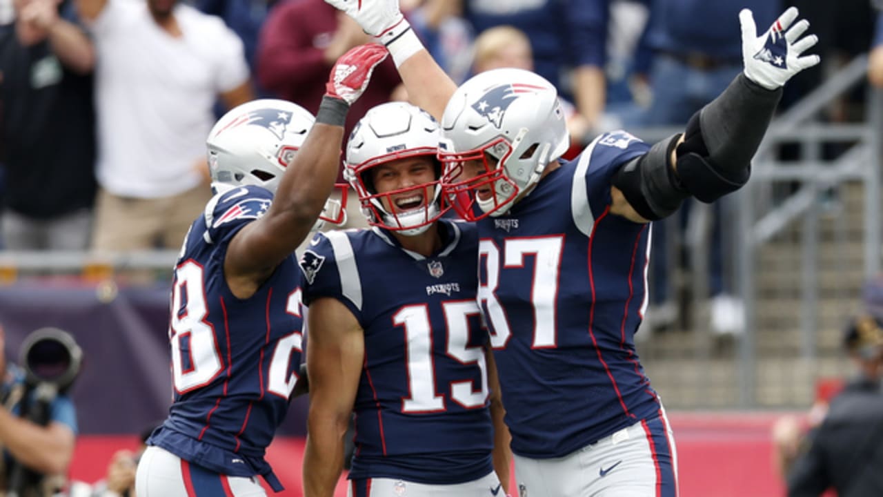 James White takes a short pass into the end zone for a 12-yard TD