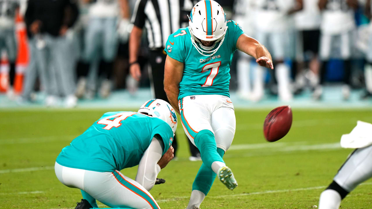Miami Dolphins kicker Jason Sanders drains 57yard FG with room to spare