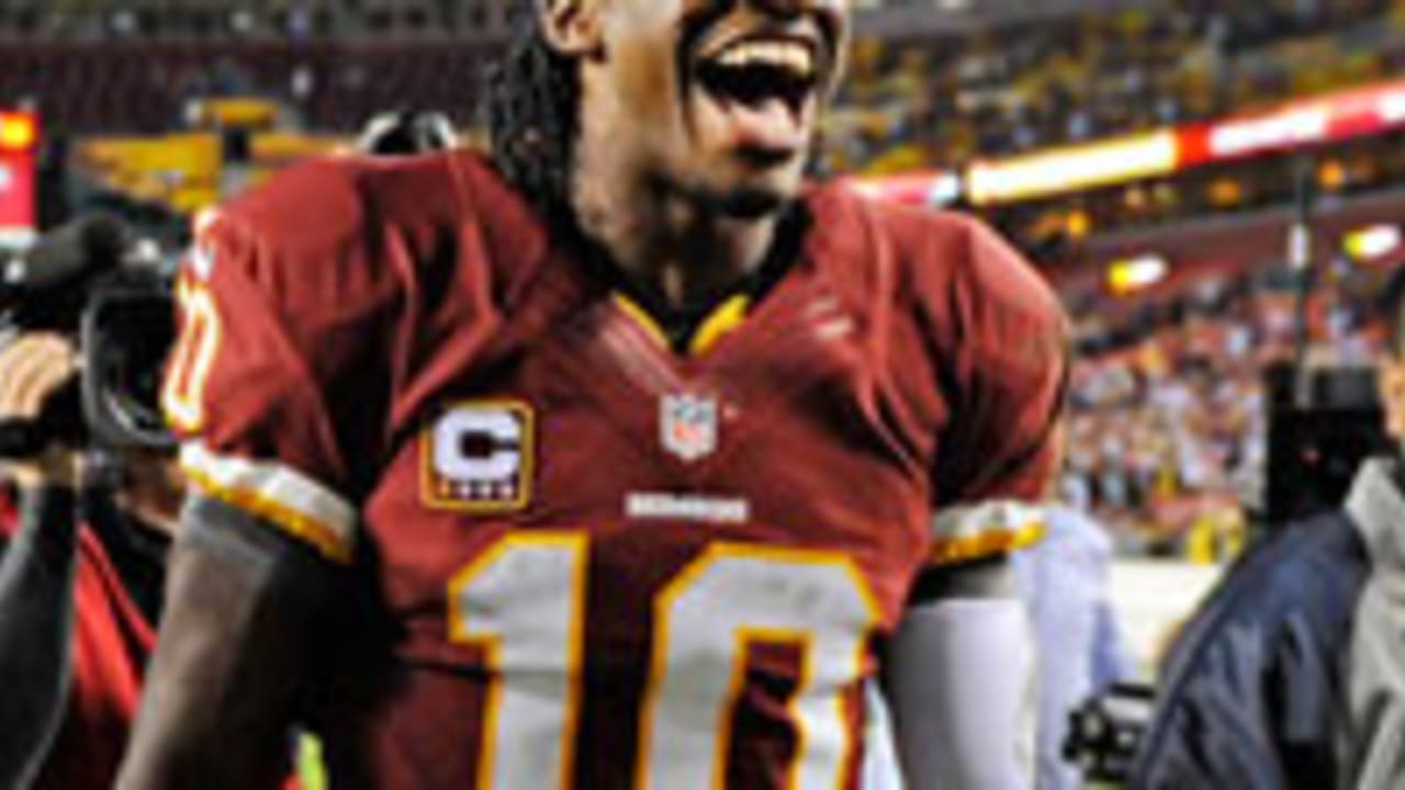 RG3's 76-yard TD helps Redskins end 8-game slump at home