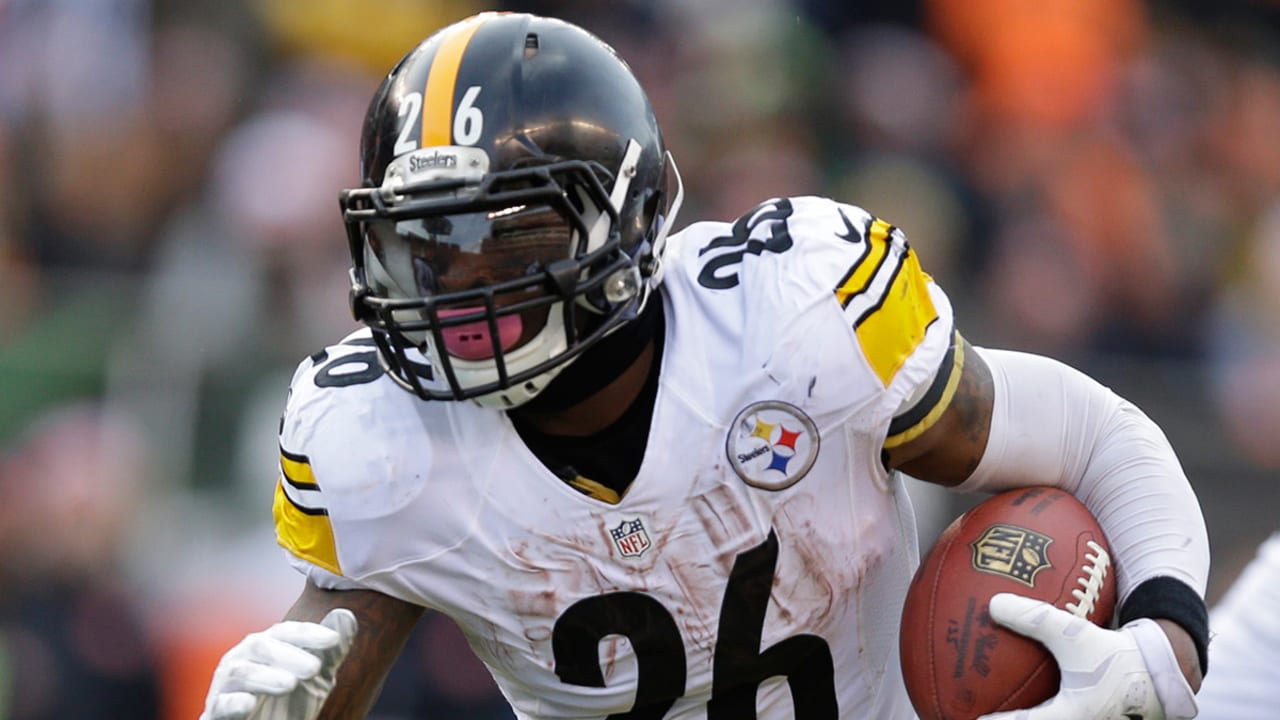 leveon-bell-150728-SL.jpg