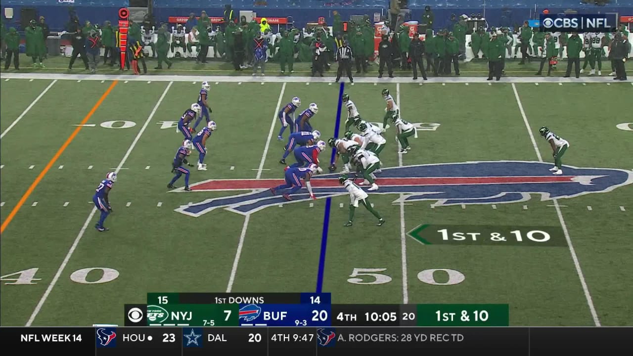 Buffalo Bills defensive end Shaq Lawson left unblocked for fifth sack