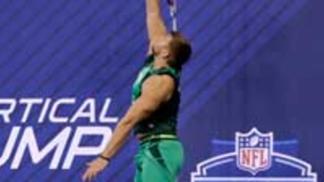 Davis-Tull-150302-SL.jpg