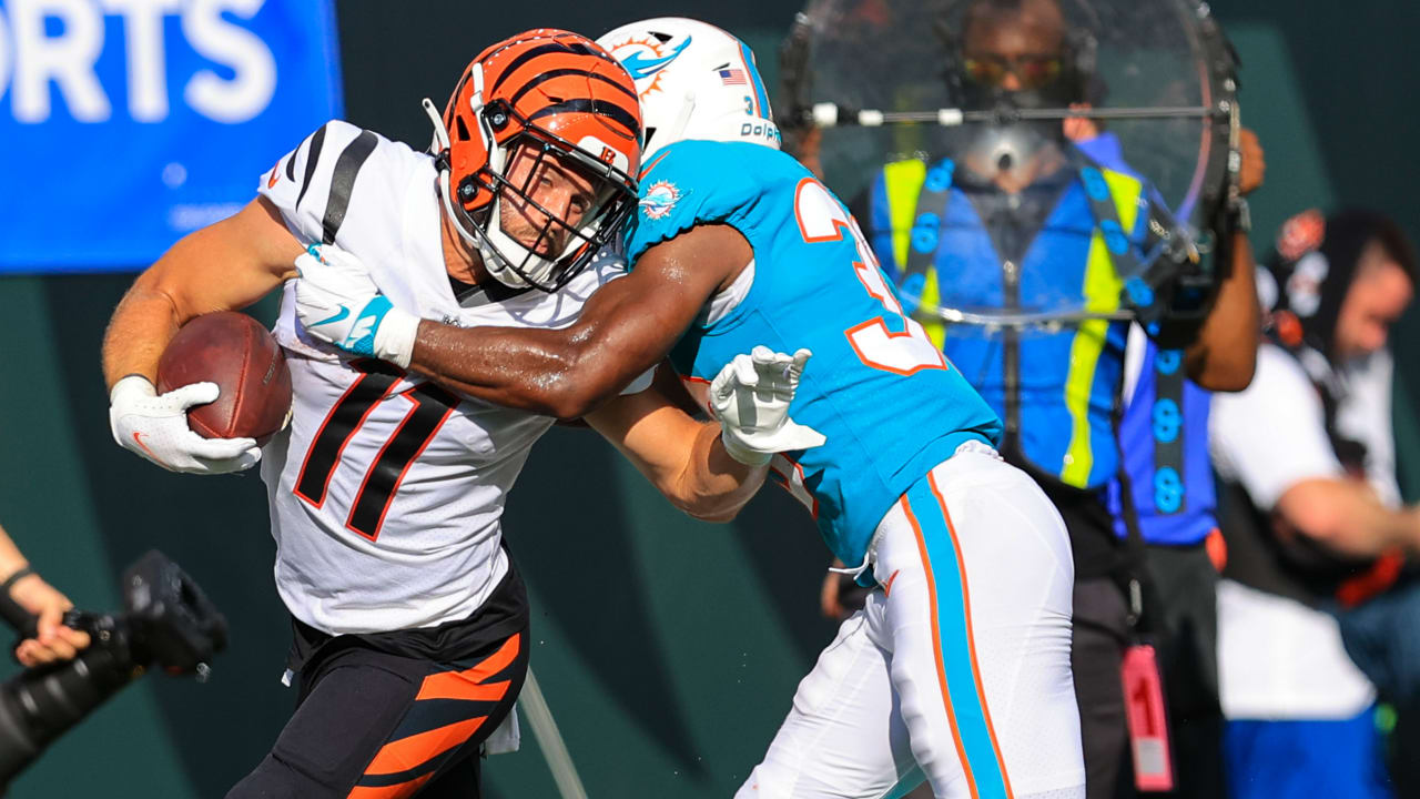 Cincinnati Bengals wide receiver Trent Taylor (11) runs for the play during  an NFL football game against the Pittsburgh Steelers, Sunday, Sept. 11,  2022, in Cincinnati. (AP Photo/Emilee Chinn Stock Photo - Alamy