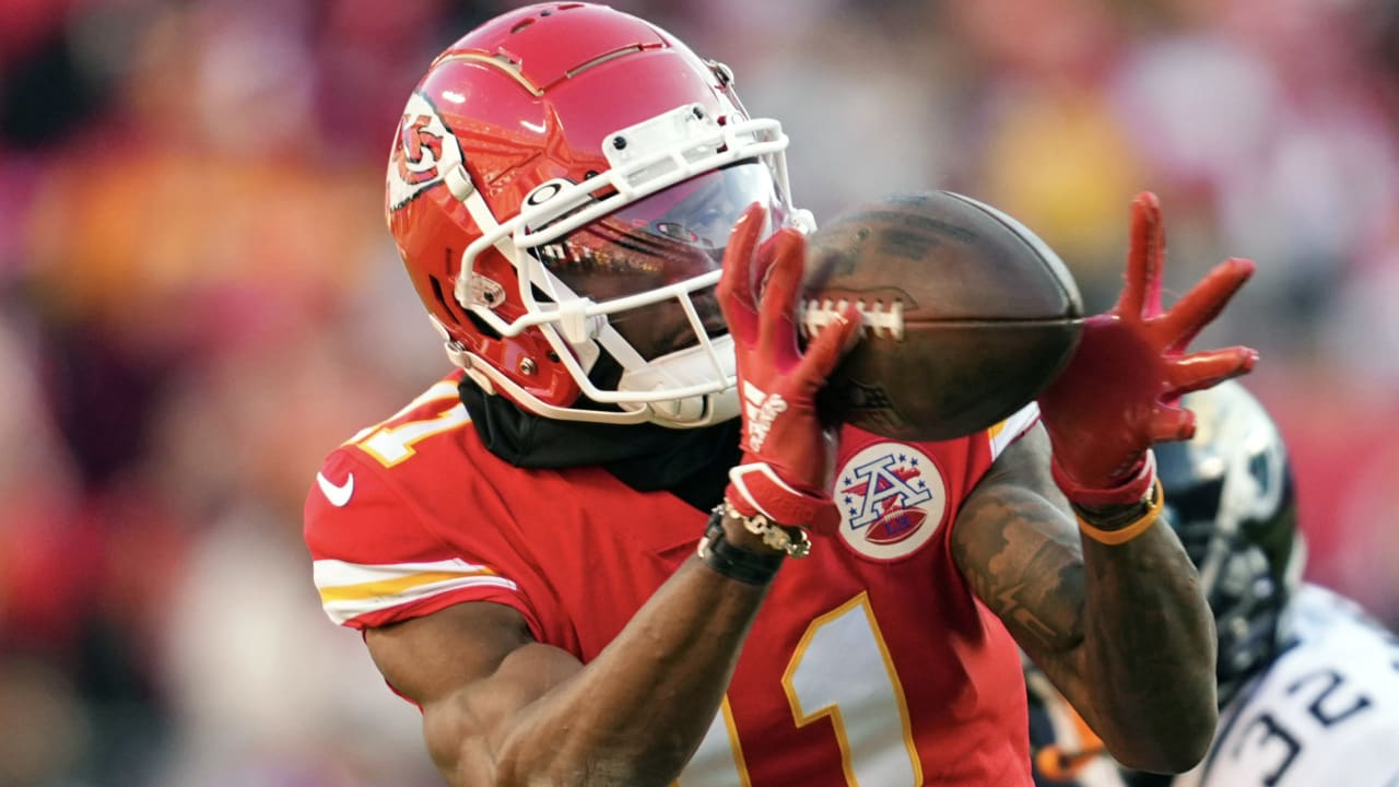 A Single Play in the Chiefs' Preseason Opener Proved Patrick Mahomes  Already Has a Reliable New Weapon in Marquez Valdes-Scantling