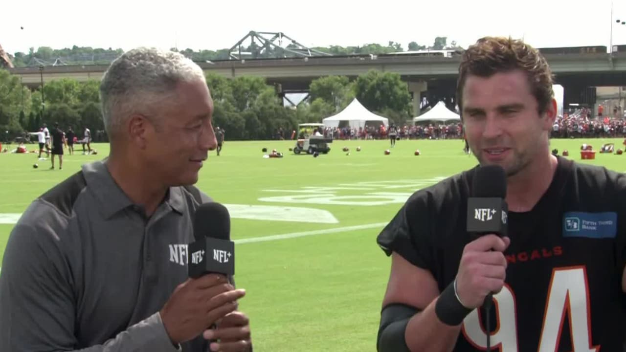 Sam Hubbard sits down with Steve Wyche ahead of first padded practice at  Bengals training camp