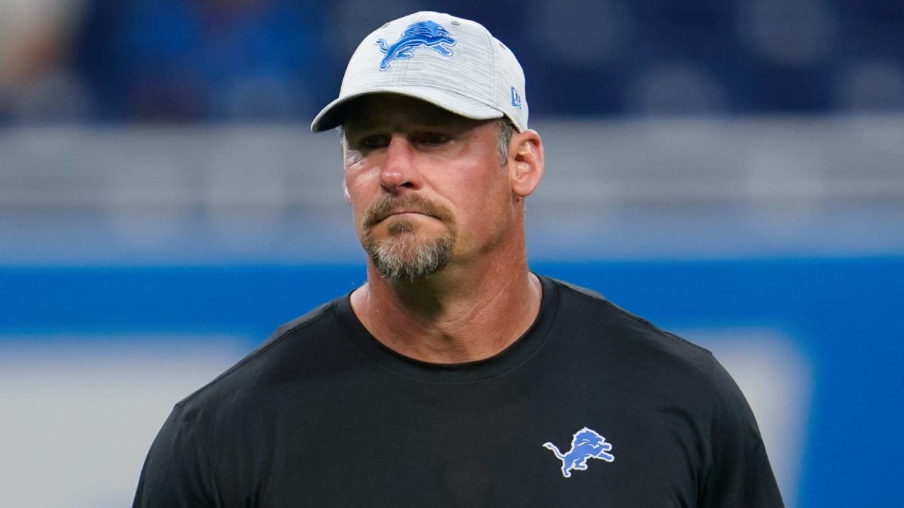 Head Coach Dan Campbell  Detroit Lions 