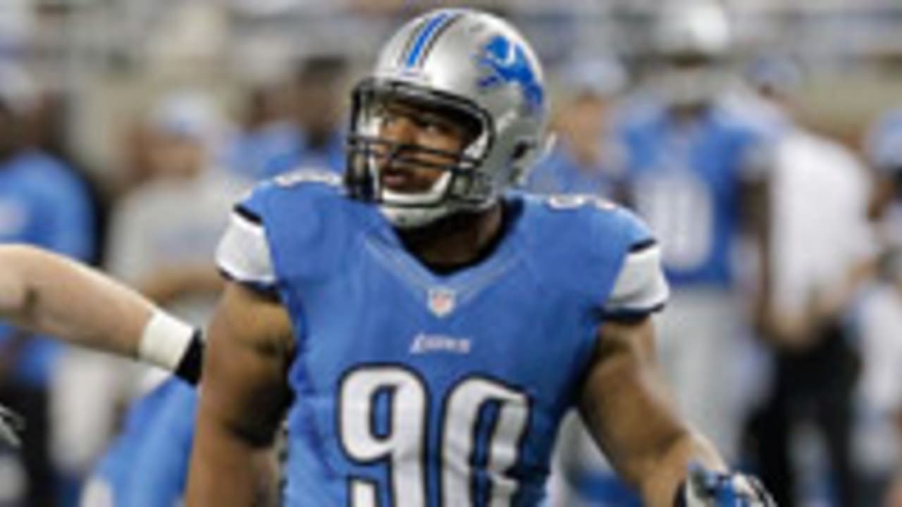 ndamukong-suh-120916-spot.jpg