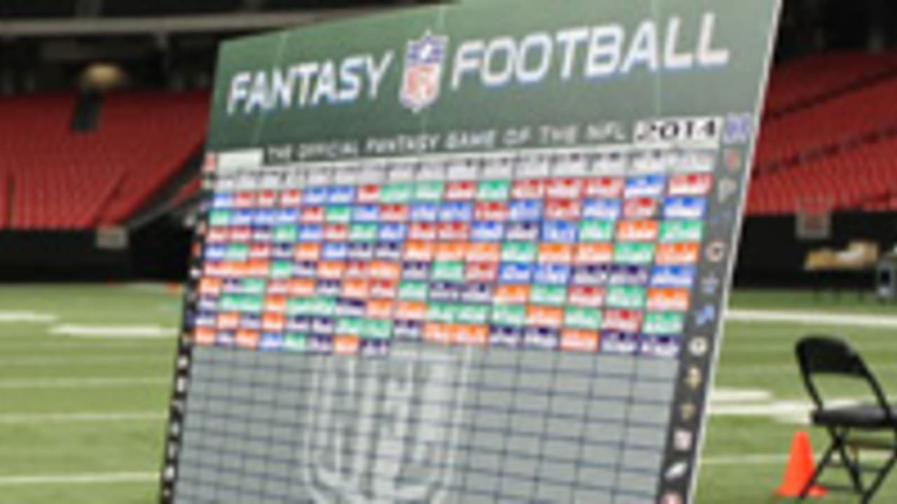 The perfect round-by-round fantasy draft strategy