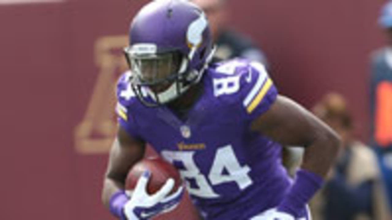 Cordarrelle-Patterson-sl-091714.jpg