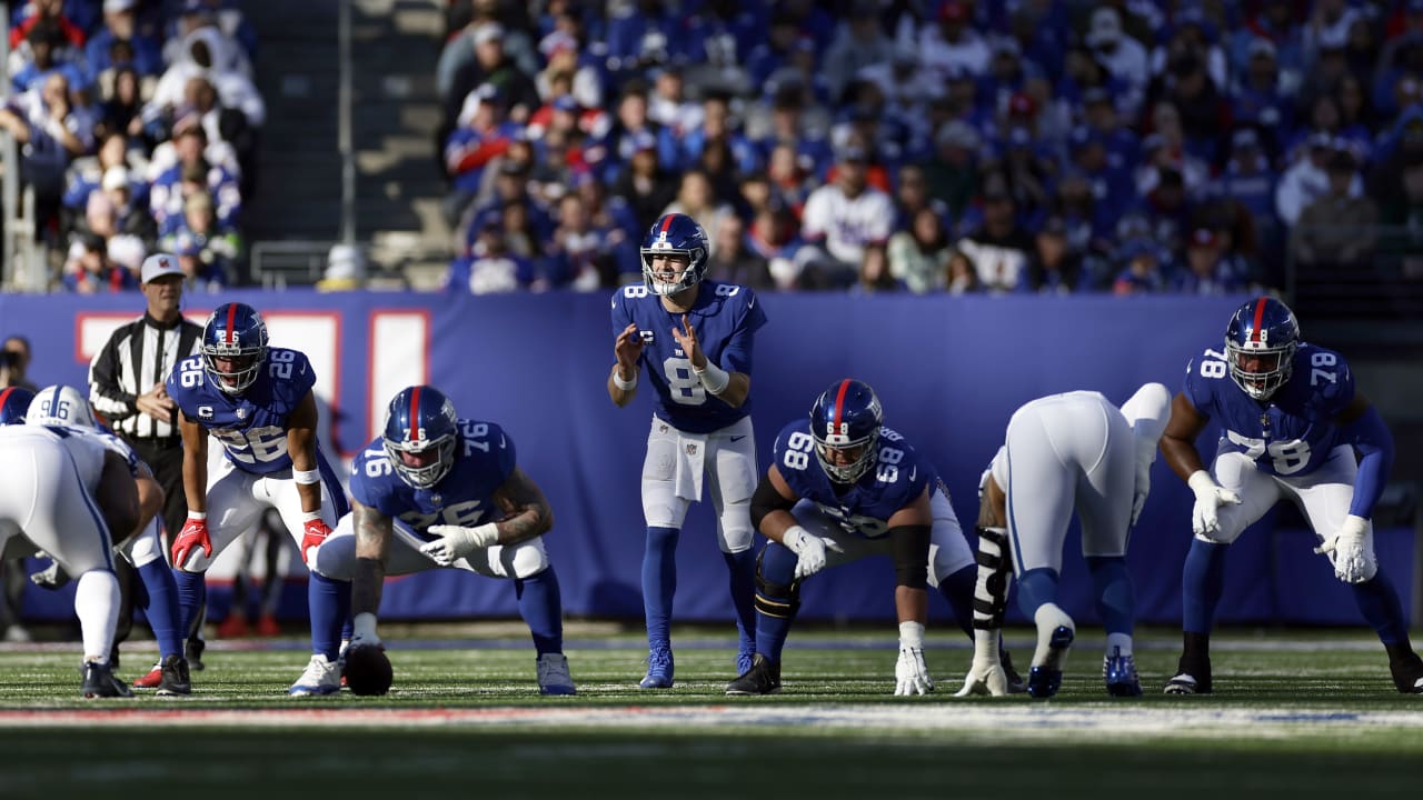 Monday Night Football Reactions, Giants Huddle