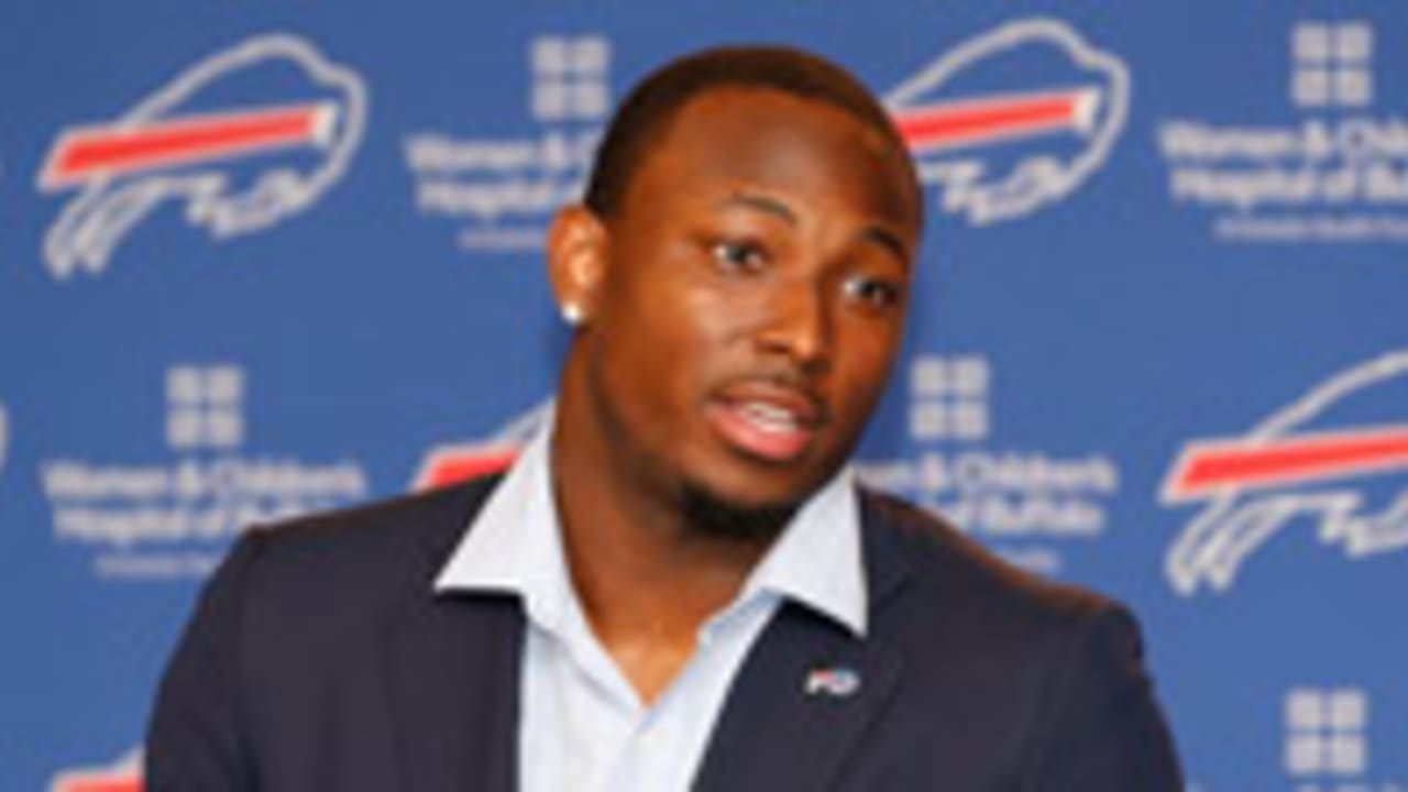lesean-mccoy-150406-spot.jpg