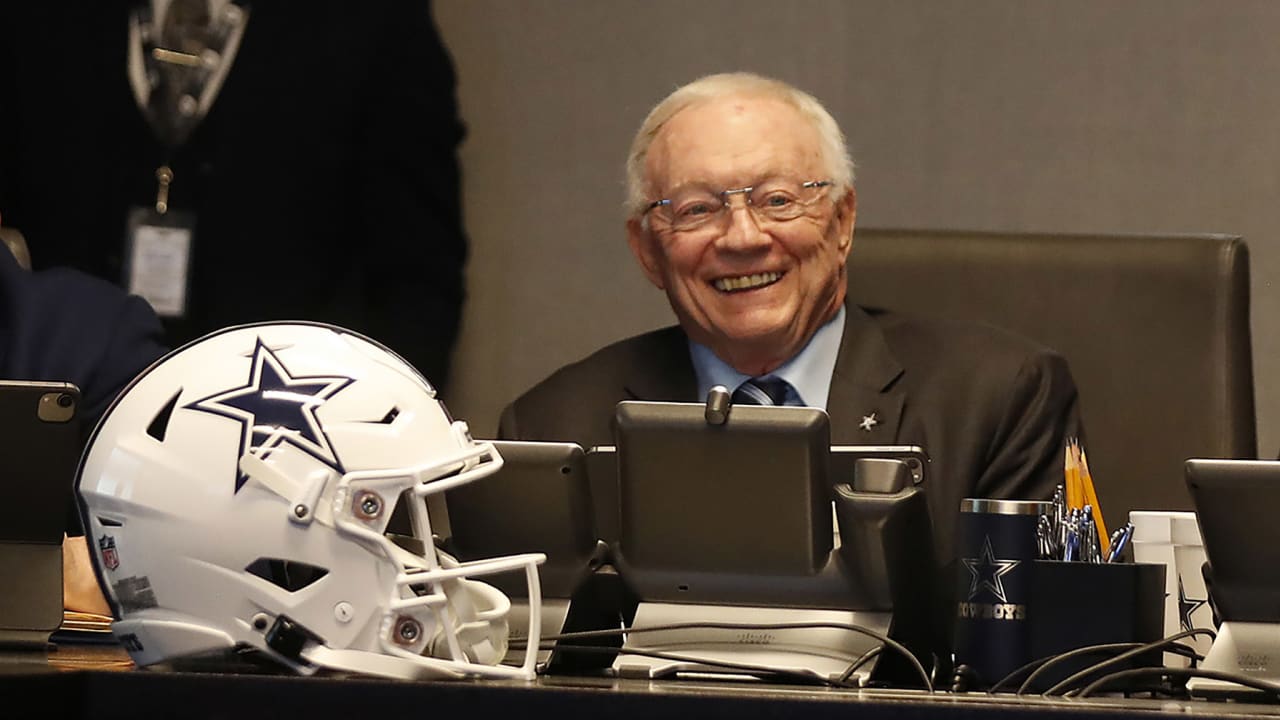 Look: Jerry Jones' NFL Draft Party Is Going Viral - The Spun: What's  Trending In The Sports World Today