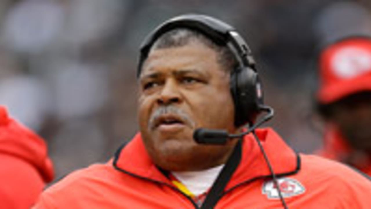 Romeo-Crennel-1-17-14-SL.jpg