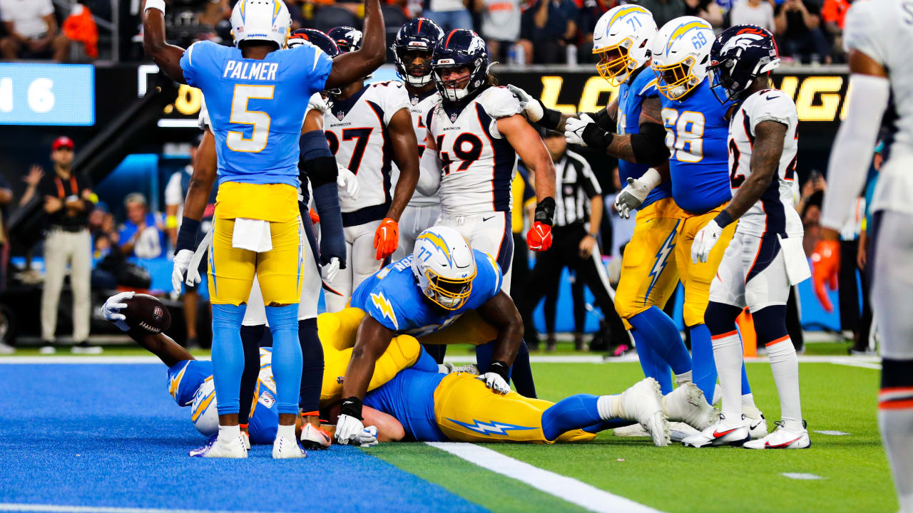 Los Angeles Chargers running back Austin Ekeler enters Beast Mode on