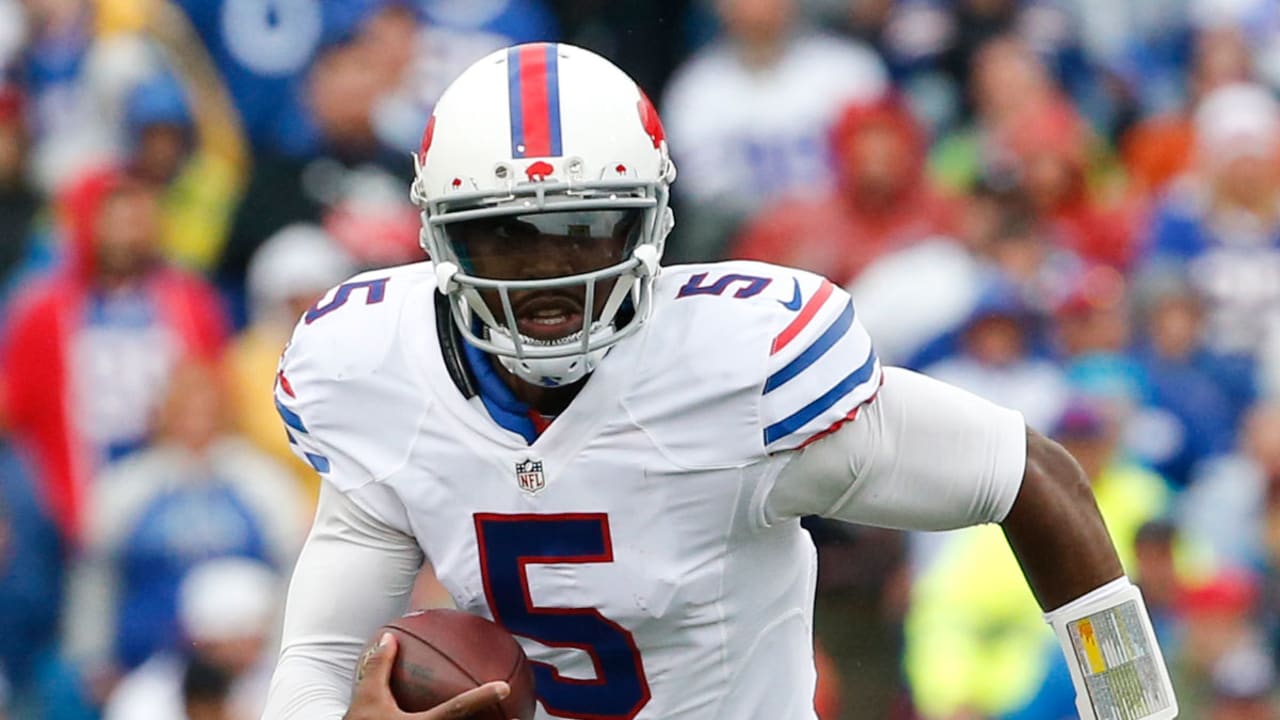 tyrod-taylor-spot_150915.jpg