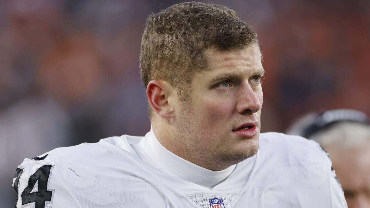 Reports: Tampa Bay to sign former Raiders DE Carl Nassib