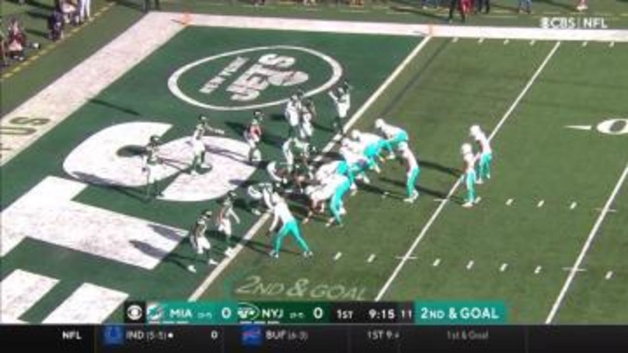 The Dolphins' Tyreek Hill and Jaylen Waddle Are Breaking WR Production :  r/nfl