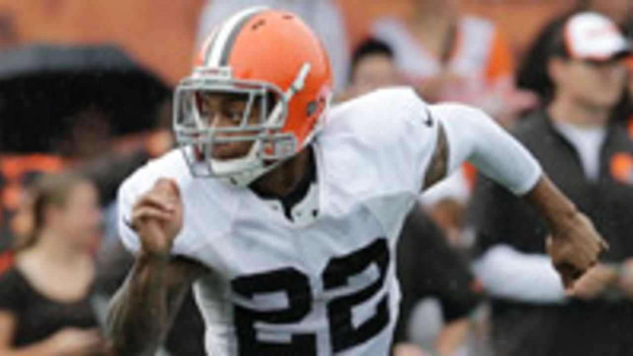 Skrine-Buster-140818-SL.jpg