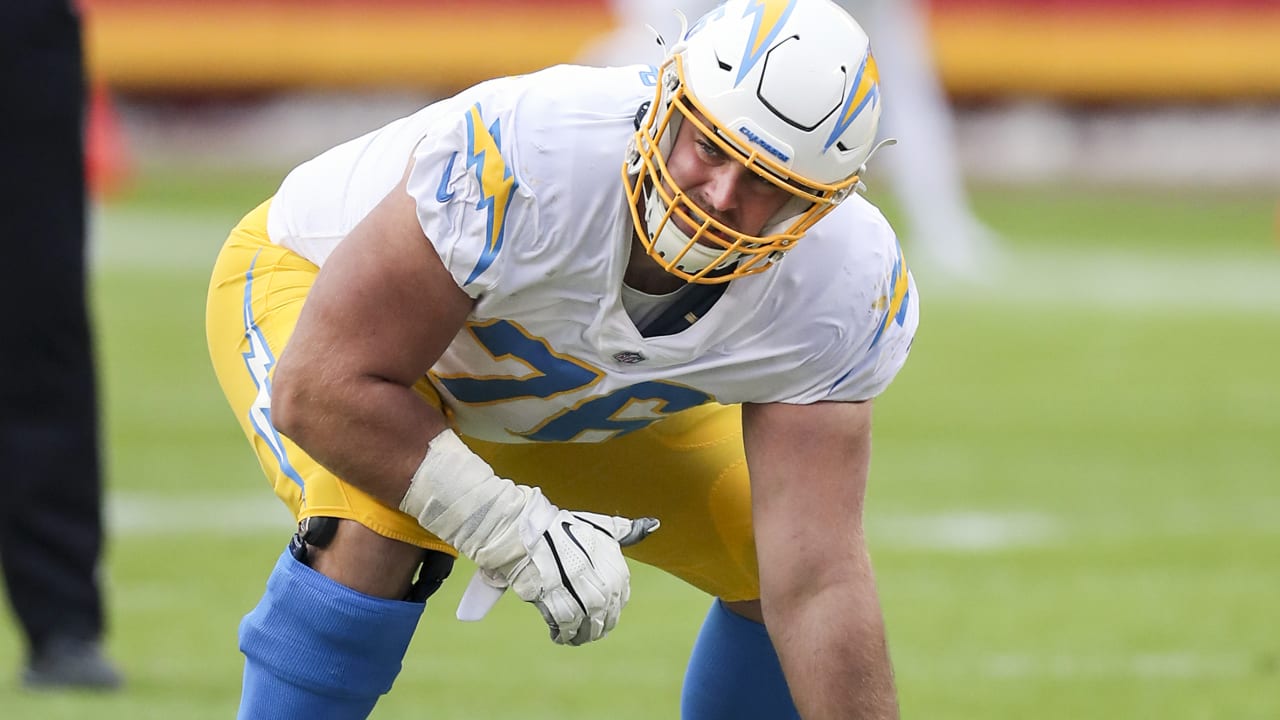 Roundup Bills Sign Former Chargers Ol Forrest Lamp