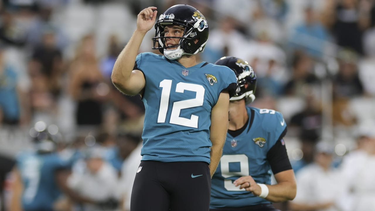 BREAKING NEWS IN THE NFL TODAY visual data 5