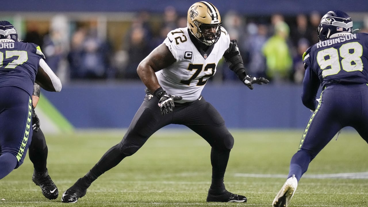 Dolphins land three-time Pro Bowl lineman Terron Armstead