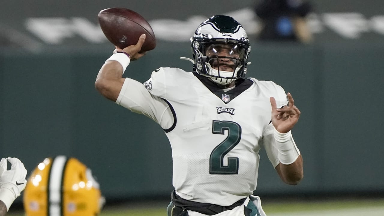 Jalen Hurts helms Eagles past Texans for first 8-0 start in club history, NFL