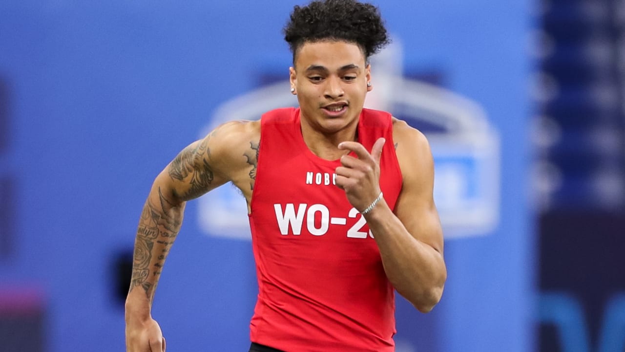 Wide receiver Jalin Hyatt runs official 4.40second 40yard dash at