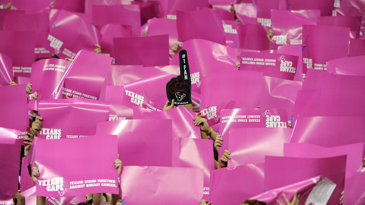 PHOTO OF THE WEEK: Buffalo Bills Bring Breast Cancer Survivors on Field